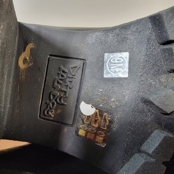 Dirty Laundry Levi Block Heel Chelsea Boot Creeper Size 9 - Picture 13 of 14